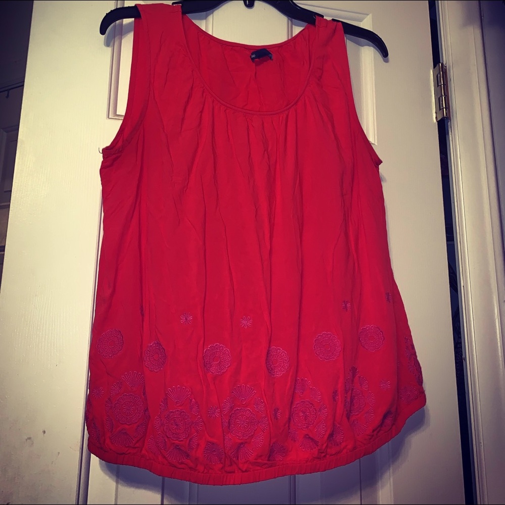Coral tank top